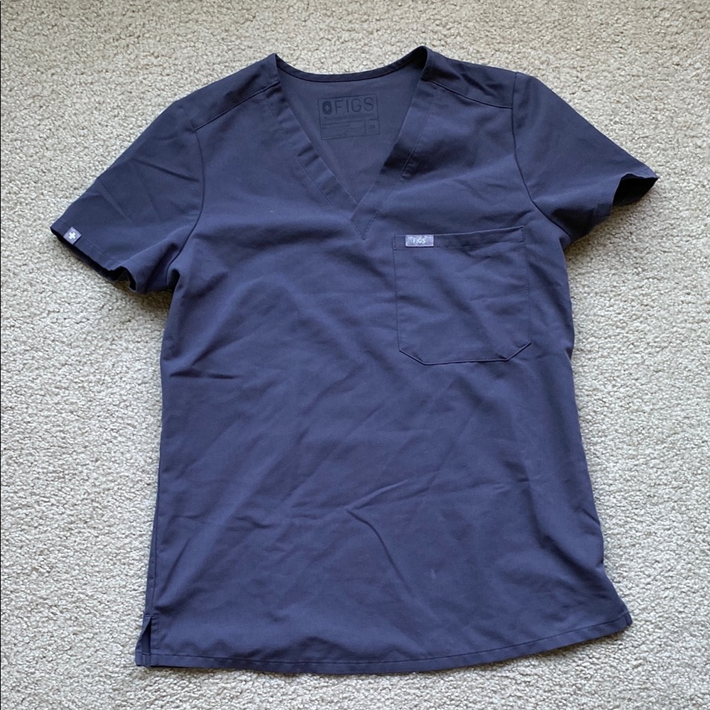 Figs Charcoal Catarina Scrub Top Women’s